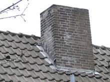 Schornsteinkopf mit Dämmung und Naturschiefer bekleidet